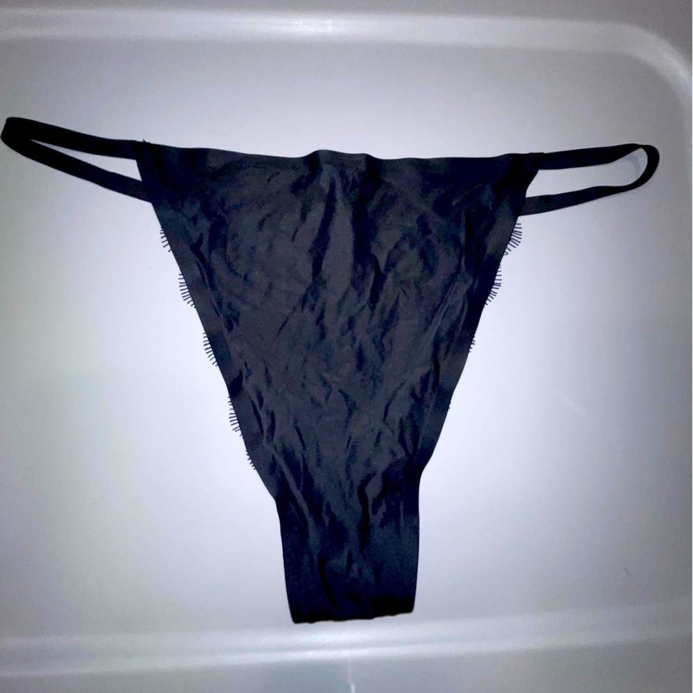 Victoria’s Secret black thong NWOT
